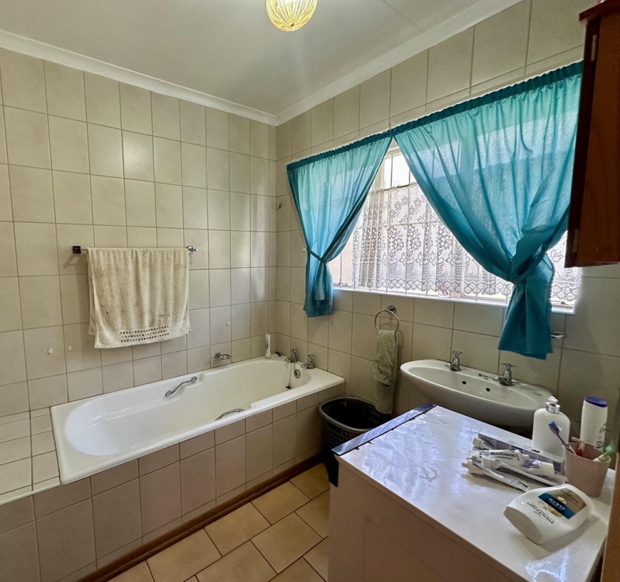 4 Bedroom Property for Sale in Fauna Free State